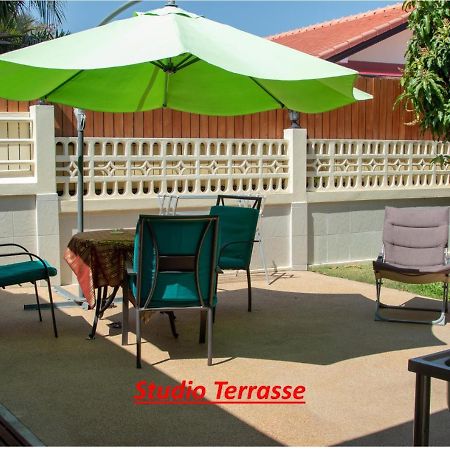 Résidence Chez Nous Phuket Rawai Esterno foto