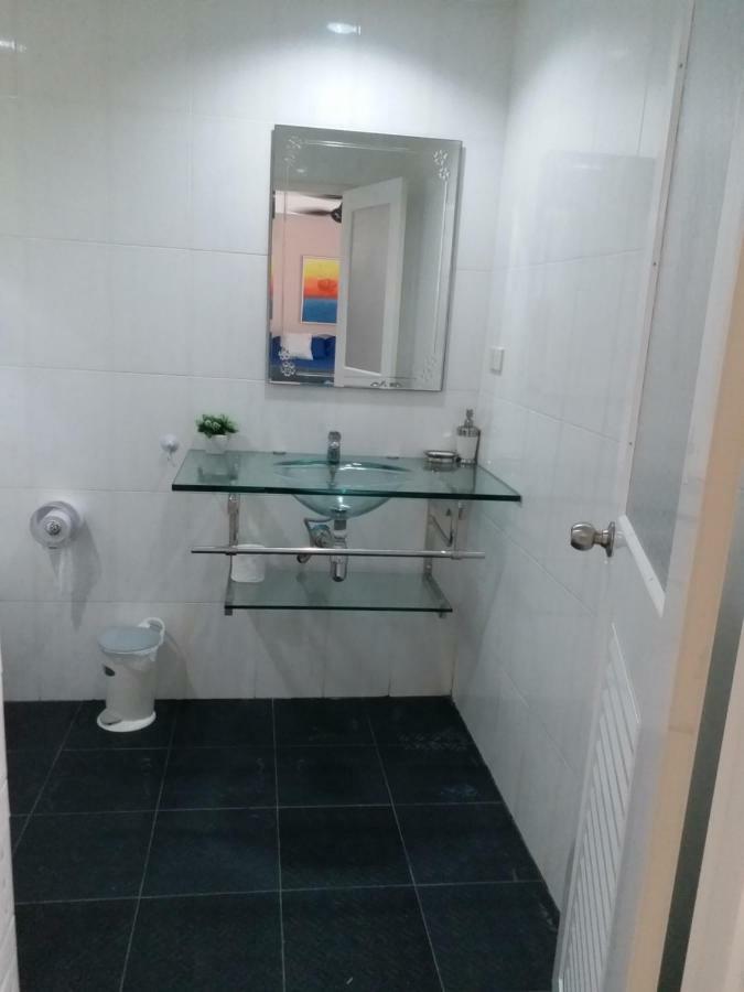 Résidence Chez Nous Phuket Rawai Esterno foto