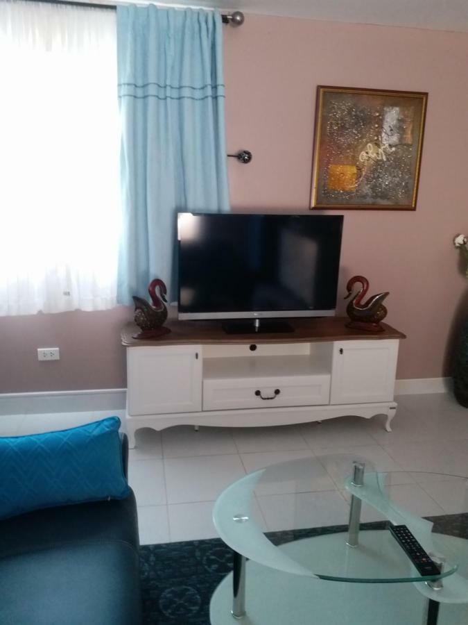 Résidence Chez Nous Phuket Rawai Esterno foto