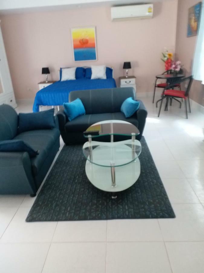 Résidence Chez Nous Phuket Rawai Esterno foto